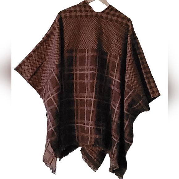 Steve Madden Multi-Plaid Ruana Brown Tan Olive Poncho Shawl One Size - Picture 3 of 11